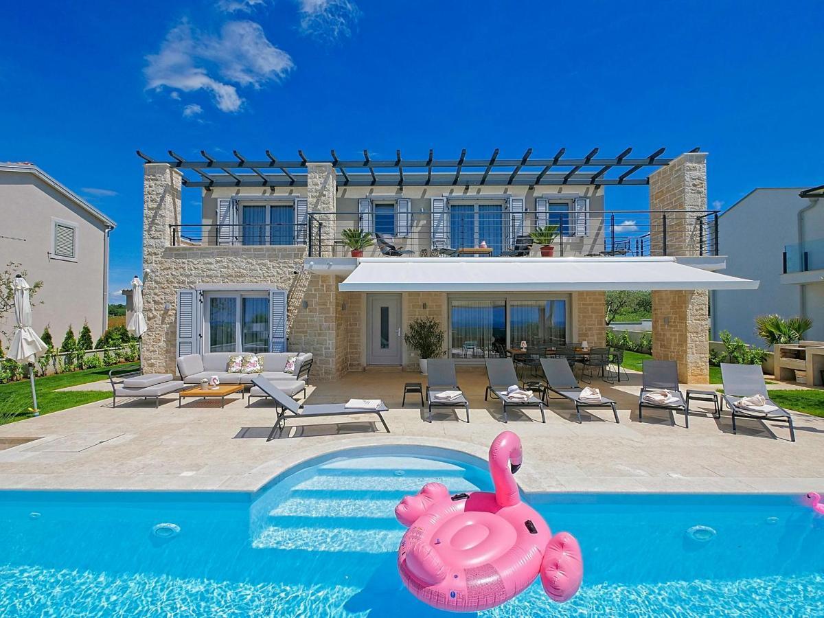 Villa Flamingo Kaštelir Екстериор снимка