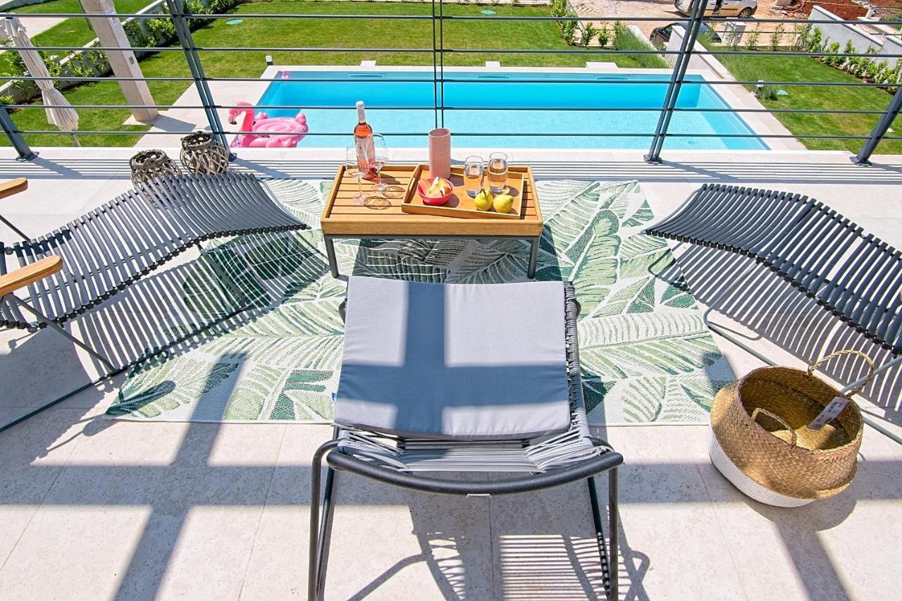 Villa Flamingo Kaštelir Екстериор снимка