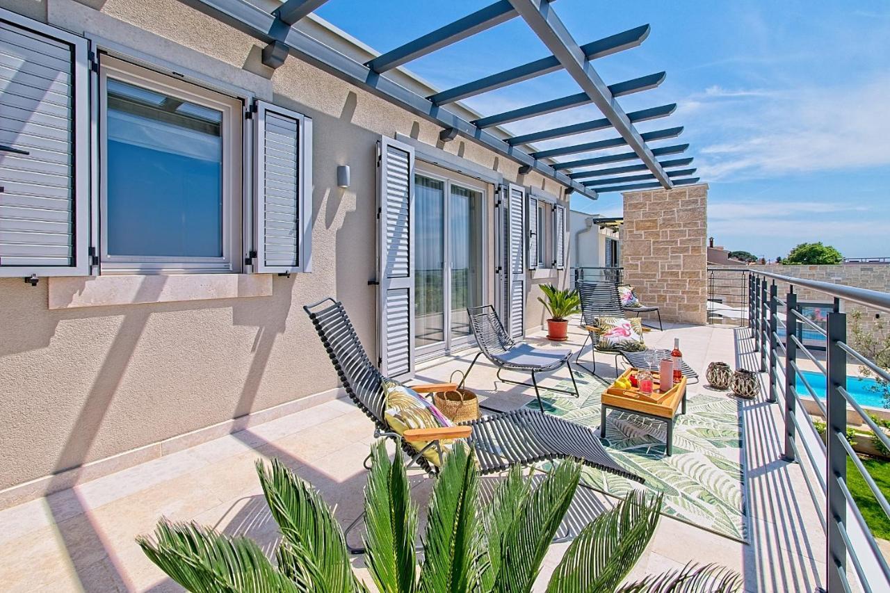 Villa Flamingo Kaštelir Екстериор снимка