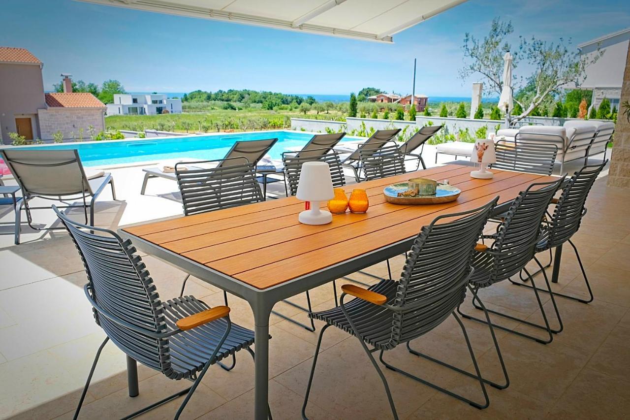 Villa Flamingo Kaštelir Екстериор снимка