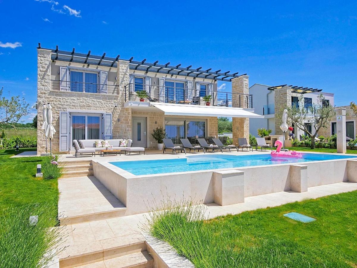 Villa Flamingo Kaštelir Екстериор снимка
