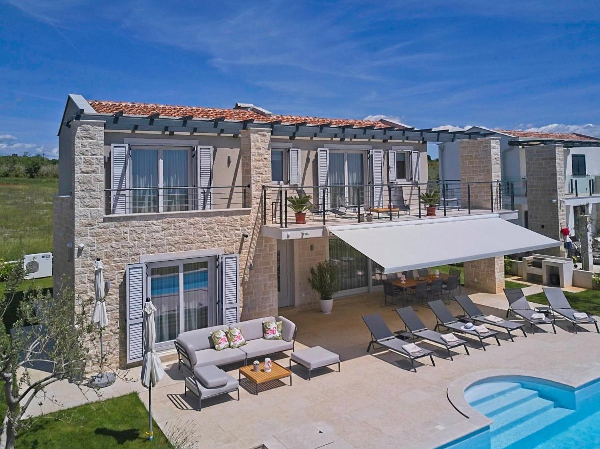 Villa Flamingo Kaštelir Екстериор снимка